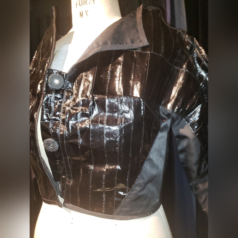 Rare Karolina Zmarlak genuine Eel skin exotic skin & silk crop fitted jacket